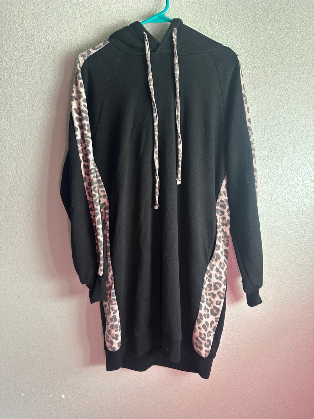 Black Hoodie Sweatshirt with Leopard-Accent Trim